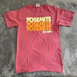 Comfort Wash Yosemite Graphic Red Cotton Crew Neck Short Sleeve T-Shirt Size S